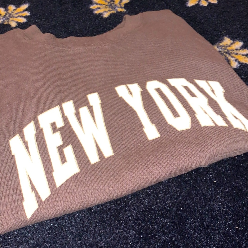brown new york tee